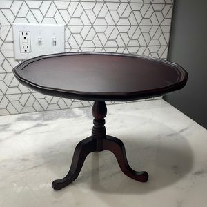 Limited edition American Girl Felicity’s Tilt-top tea table